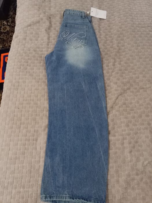 Джинсы в хорошем качестве