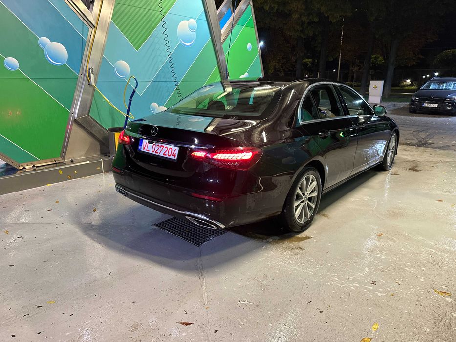 Mercedes-Benz E 200 d Sedan W213 Facelift Avantgarde 27500 EUR