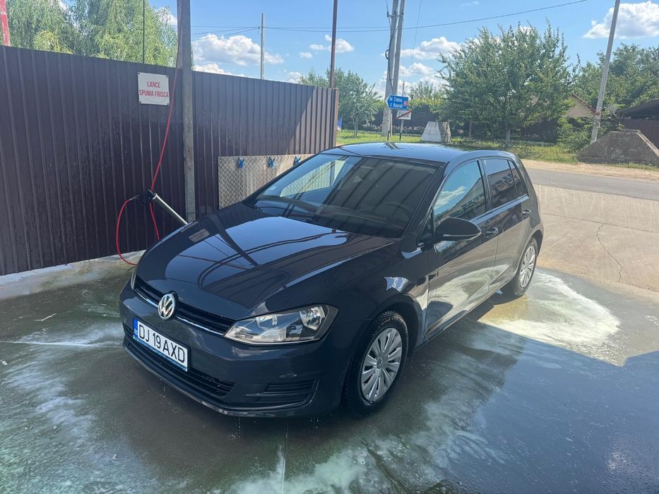 Golf  7 1.2 benzina an 2013