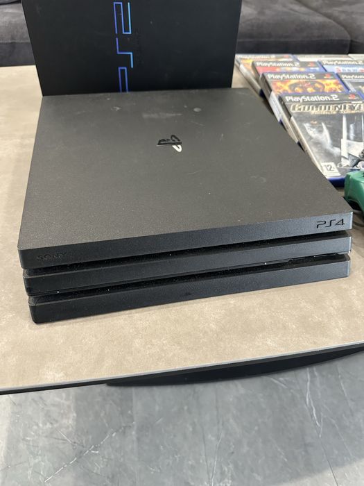 Playstation 2 , Playstation 4