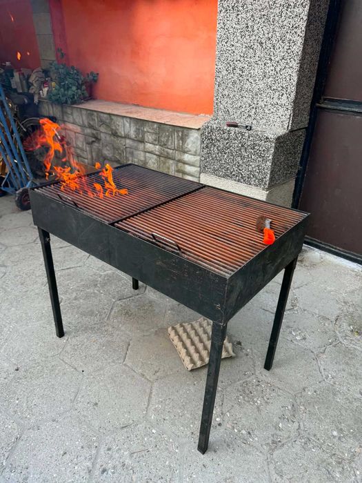 Професионална скара на дървени въглища