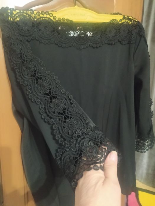 Платья и блузки женские