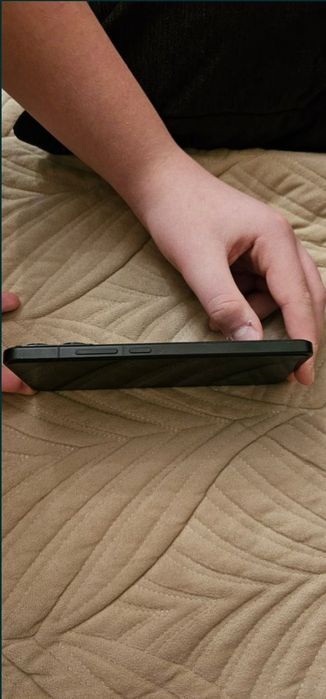 Poco f6 pro, 16/1024 тб, идеал