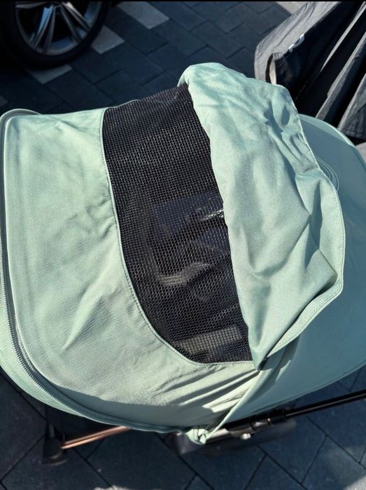 Cybex Priam Platinum шаси Rose Gold