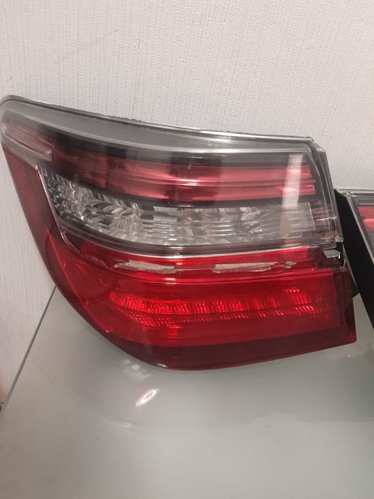 Продам фонари на CAMRY 55