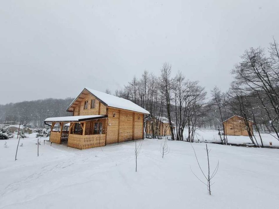 Complex turistic lângă Brașov / case de vacanță