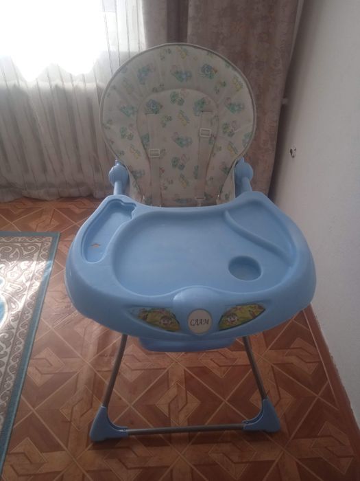 Отдам детский стул и бортики для манежа