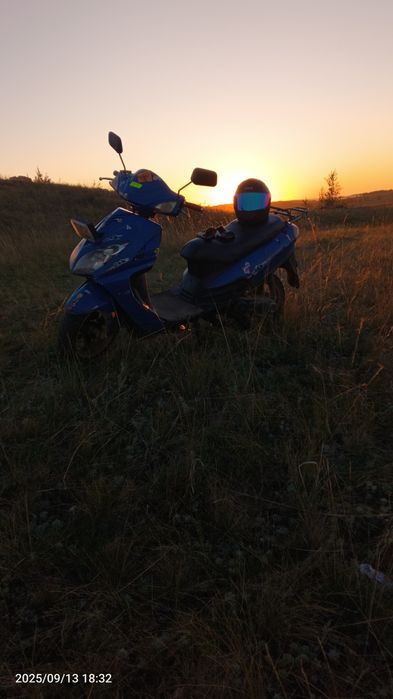Продам скутер 150кубов