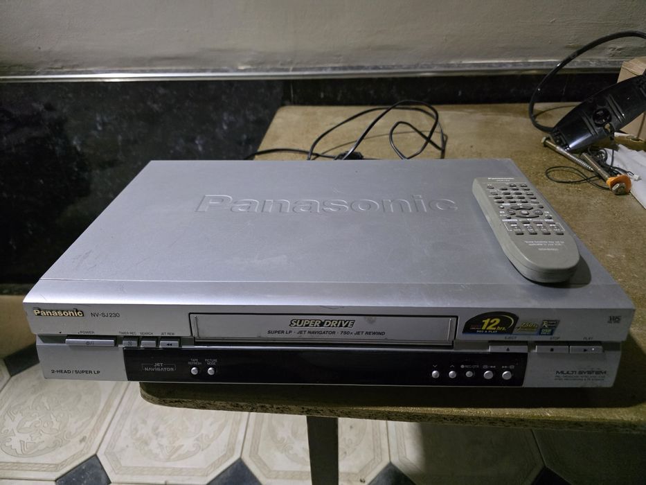 Видеомагнитафон Panasonic