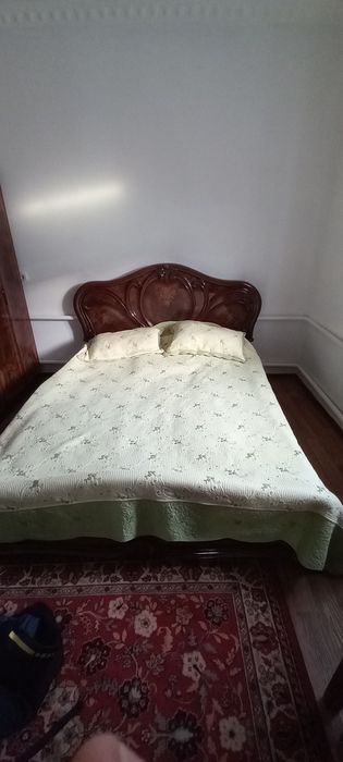 Жатын бөлме мебель сатылады