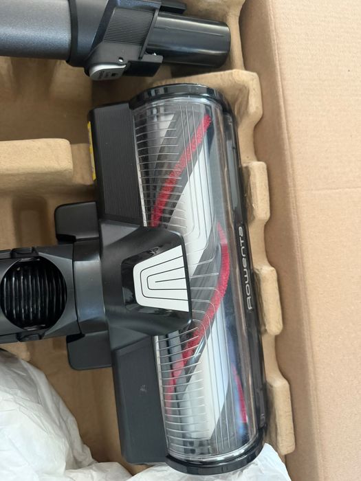 Aspirator vertical  Rowenta 12.60 Neo