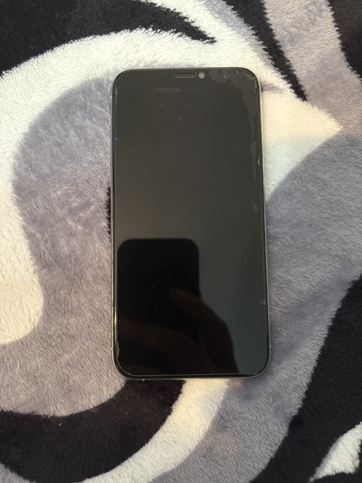 Vand iphone 11 pro !