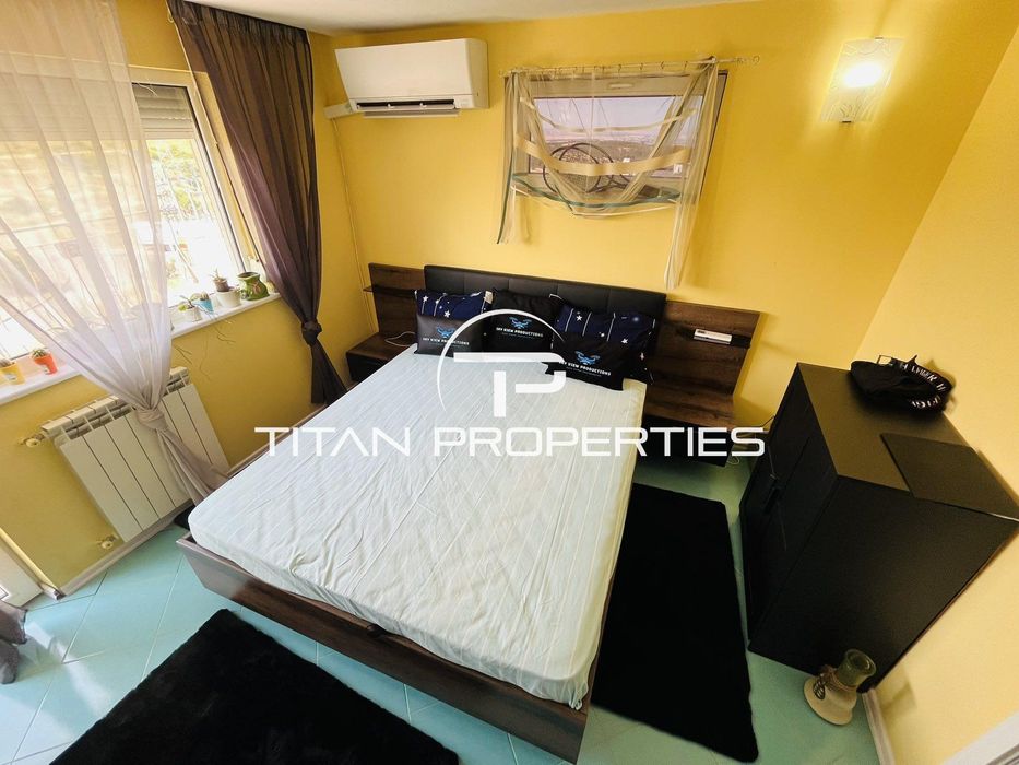 Продава се Четиристаен апартамент в Бургас, Меден рудник - зона Г - 160 кв.м за 963 €/кв.м - Снимка #9