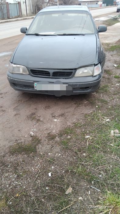Продам Тойота карина е