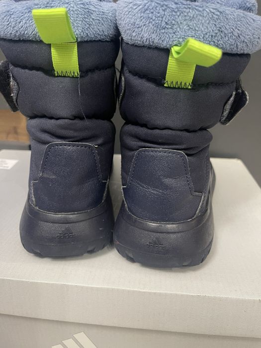 Оригинални ботуши адидас