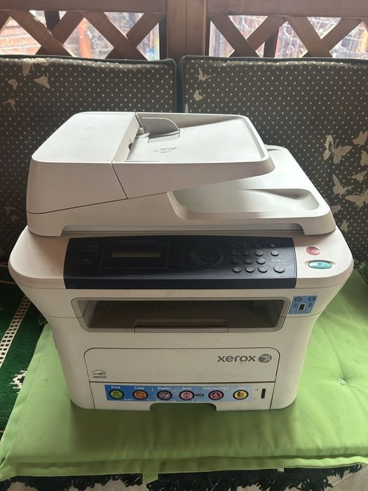 Multifunctionala Xerox WorkCentre 3220 defecta pt piese