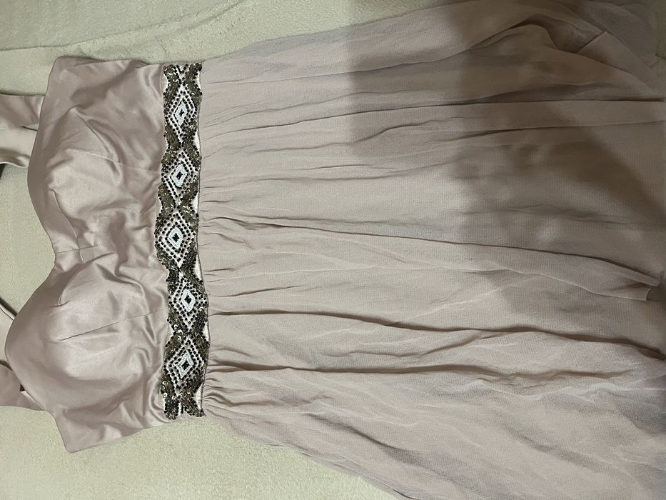 Официални дрехи нови с етикети