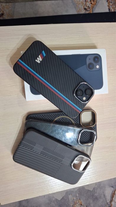 Продам Iphone 13