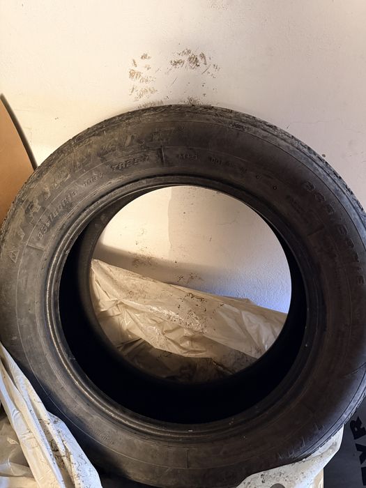 Продам комплект летней резины 235/60/R18