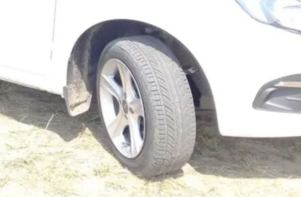 Продам резину 185/60/R15