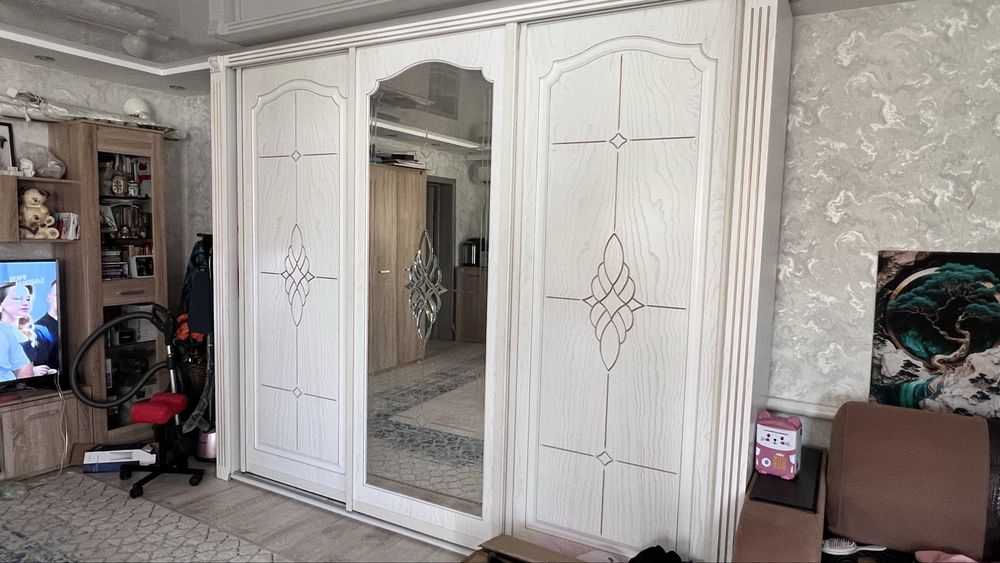 Шкаф купе большой