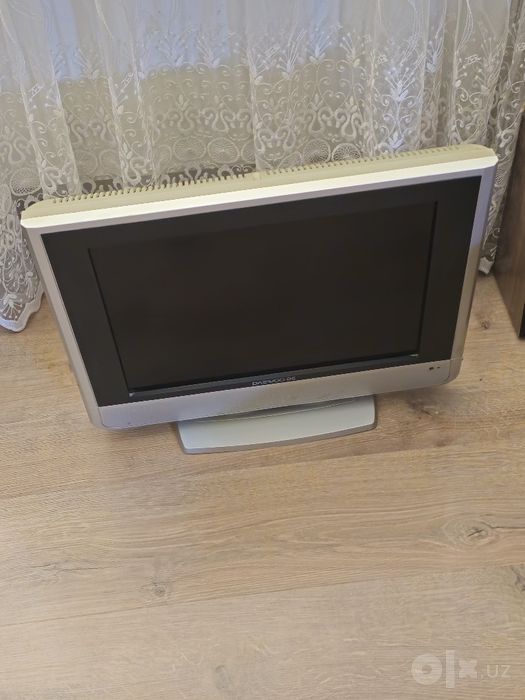 Продаётся телевизор + кабель
