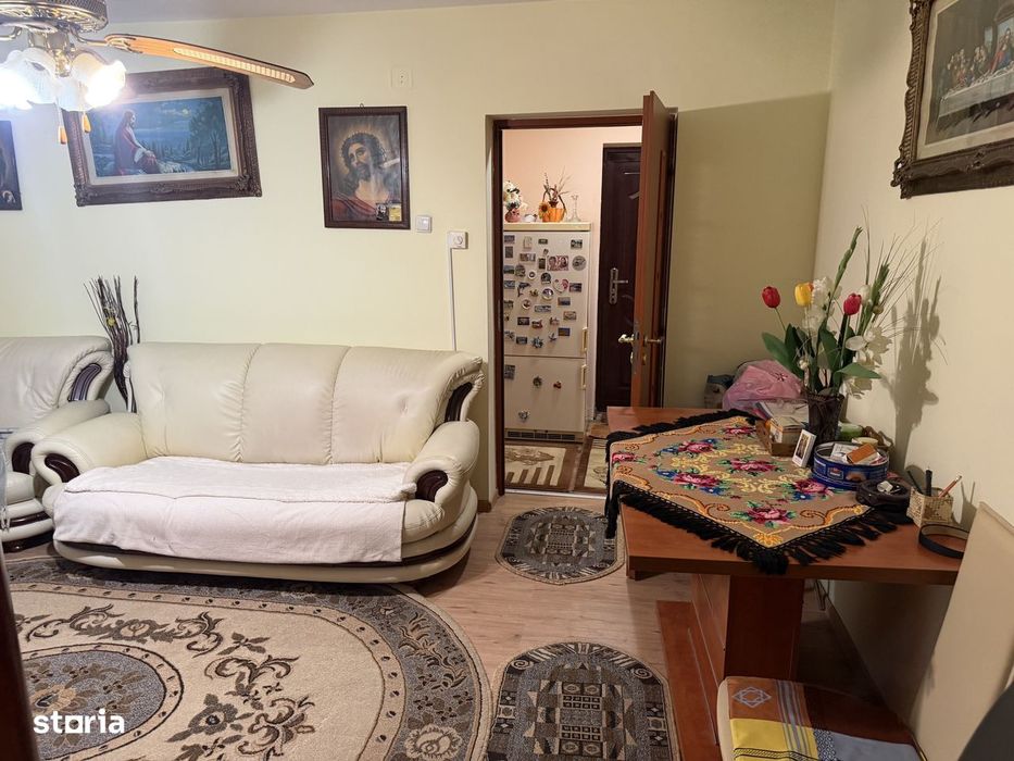 Apartament 2 camere, etaj 2, Zona Strada Botizului