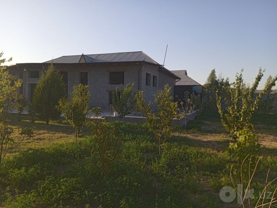 Чиноз Олмазор 2-фермада 15 сотокли Уй сотилади