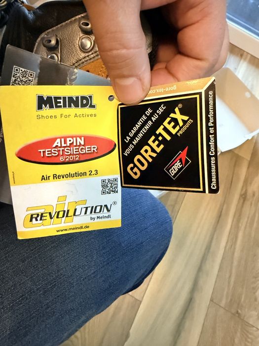 Bocanci MEINDL IARNA 39.5