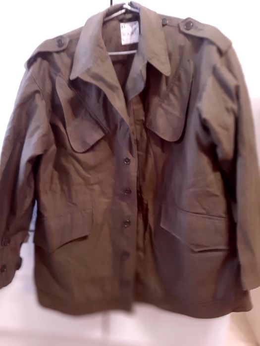 Военный пиджак. Производство Европа. Плотная ткань.