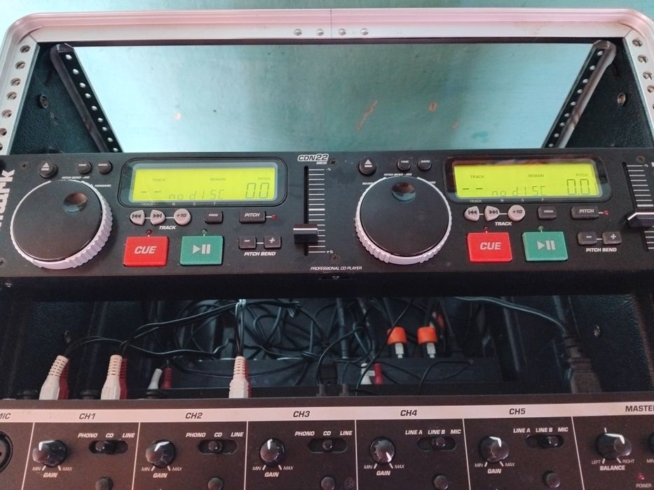 Vând NUMARK sau schimb