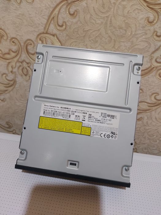 Продаю  радиотелефон на запчасти  + адаптер