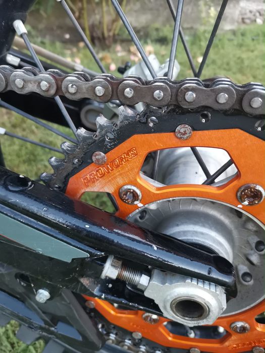 Продавам KTM 350 – кросов мотор, отлично състояние