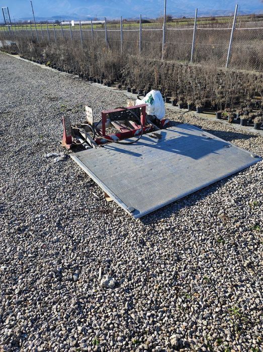 Борд за камион или бус