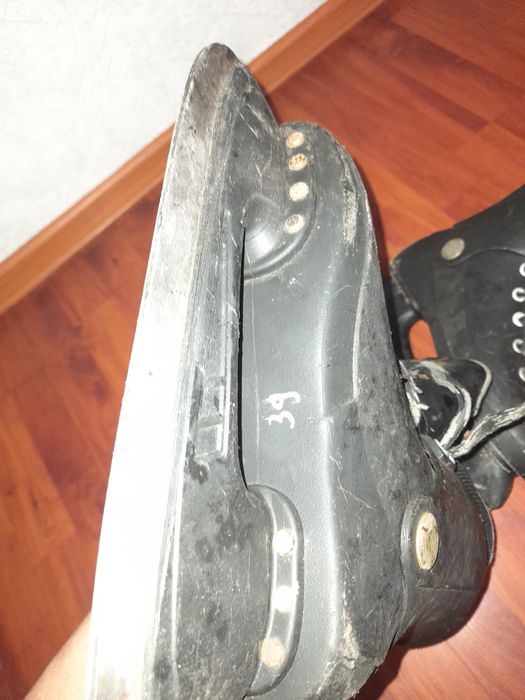 Продам коньки размер 39