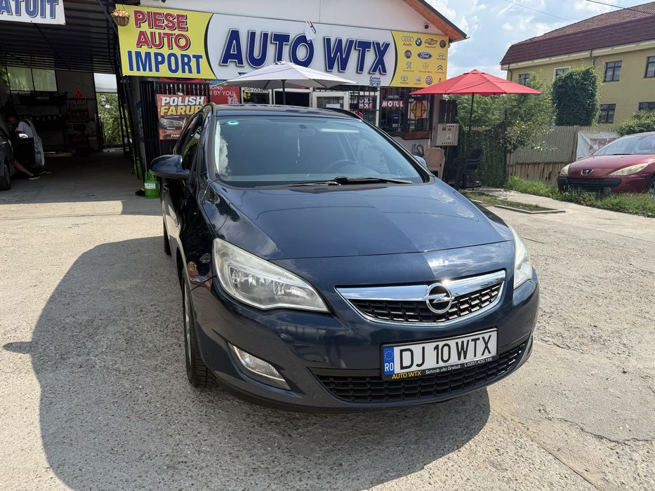 OPEL Astra 2011 — imagine 3