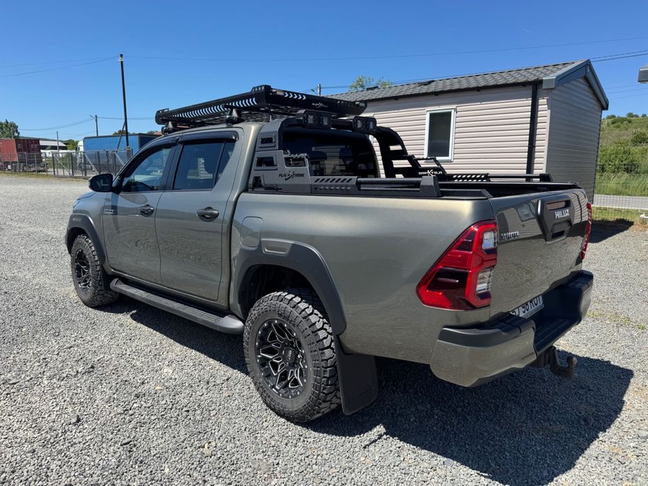 Toyota Hilux Invincible 2.8 Diesel