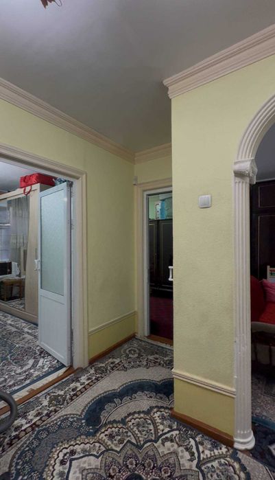 Кватира Чилонзор сотилади  5-квартал. Новза (Хамза) метро. 3/3/4.