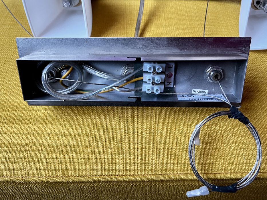 Lustră modernă 3 spoturi – sticlă & inox – Soclu G9