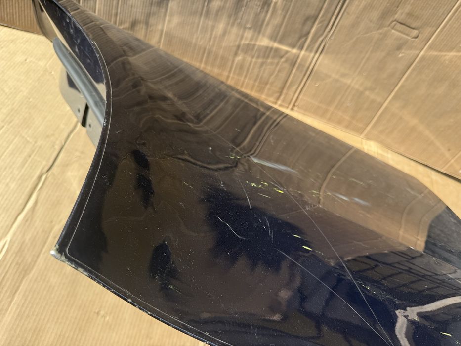 Врата Tesla Model Y