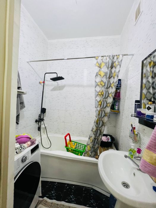 Sergeli Yangi Darxon-1 da 3/14/16 uy sotiladi. 72 kvadrat.