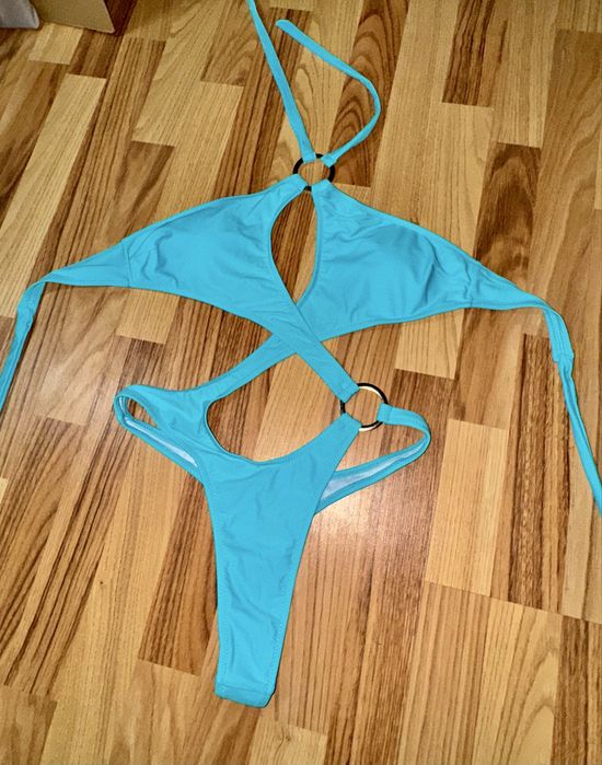 Costum de baie turcoaz