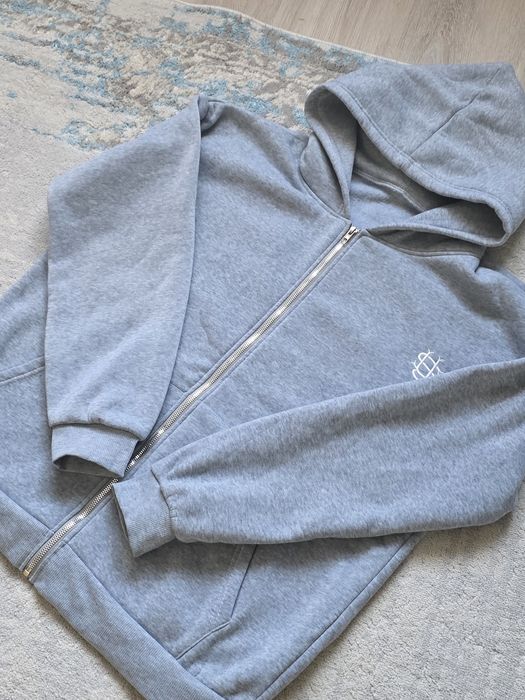 Зипка suevene серая