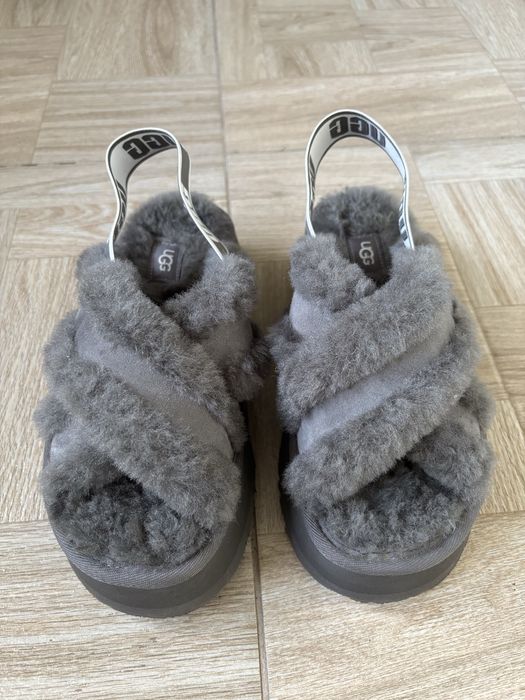 Sandale ugg discro cross slide noi