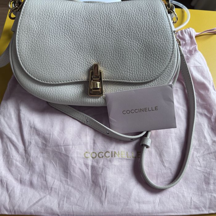 Чанта Coccinelle - естествена кожа