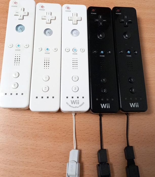 Maneta Wii simpla sau husa silicon..