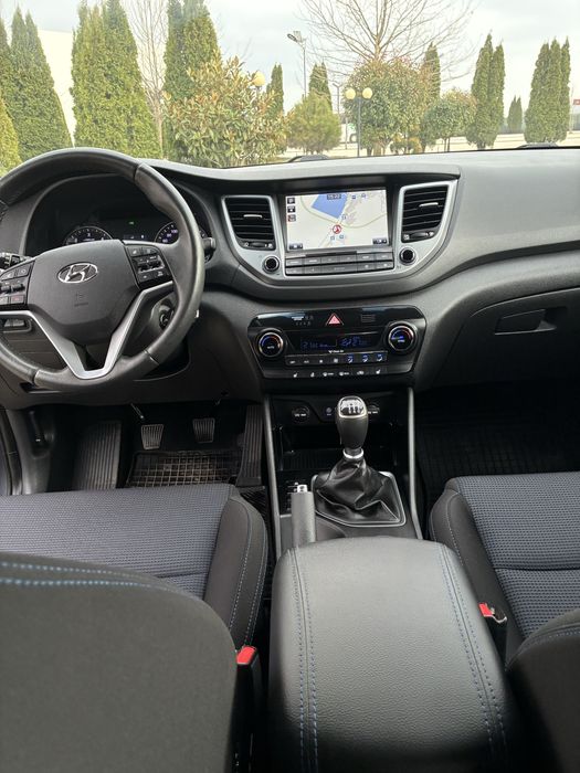 Hyundai tucson 2.0 diesel e6