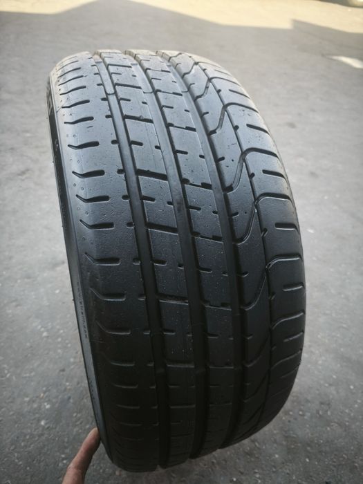 235-35-R19 pirelli