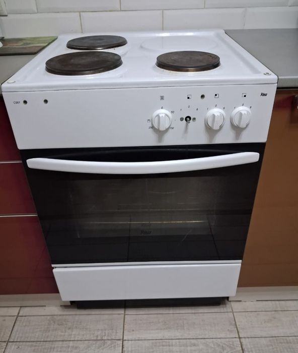 Плита (Работает) продаём