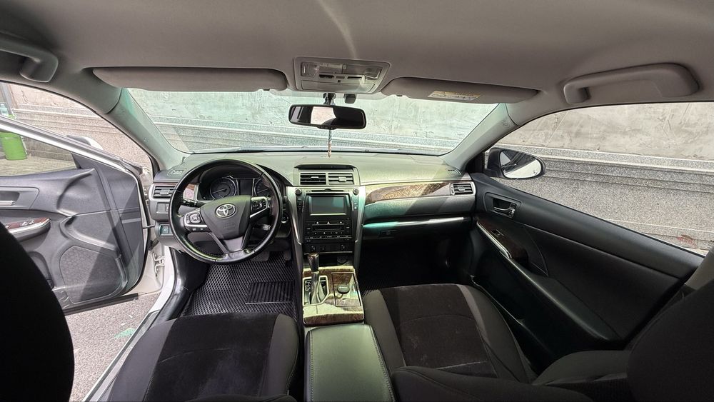 Toyota Camry 2016 — 5